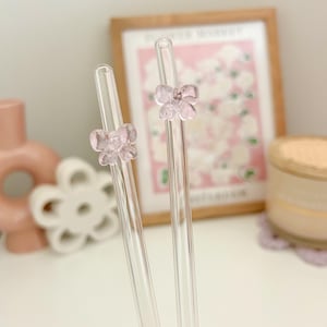 Glass Straw with Bow Design | Reusable Eco-Friendly Straw | Cute Drink-ware Accessory