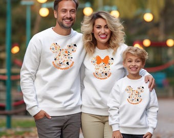 Spooky Disney Trip 2025 Sweatshirt – Mickey Minnie Pumpkin Halloween Vacation Sweat | TDH-2