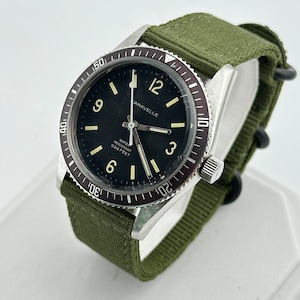 Caravelle Seahunter “devil Diver” Vintage 17 Jewel 37mm Men's