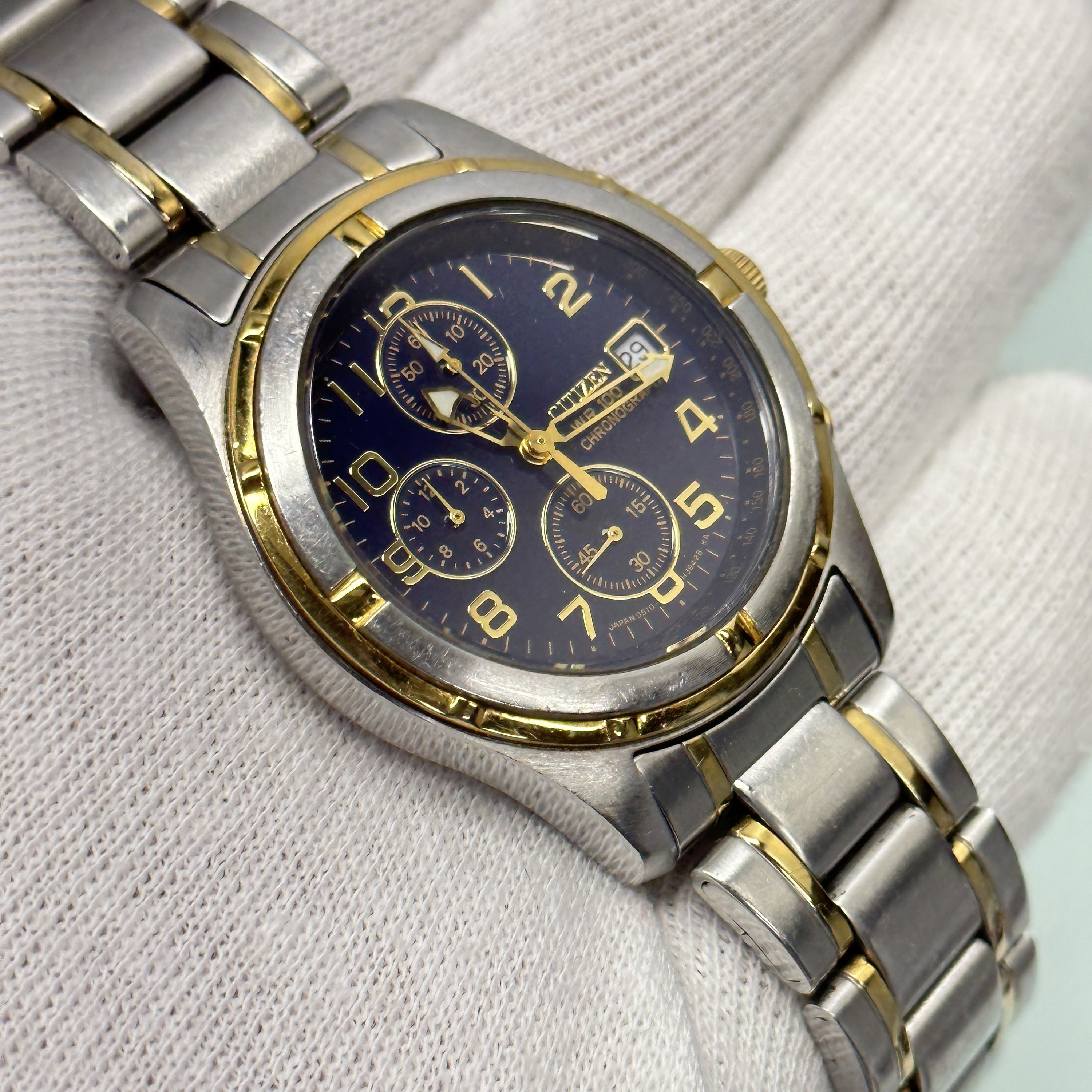 Citizen 0510 S003474 Vintage Rare Wrist Watch Quartz Retro Old