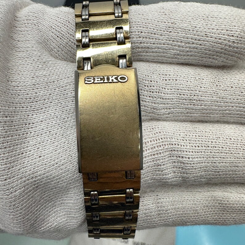 Seiko DX Automatic 17 Jewel TV Dial Wristwatch IOB c. 1970 image 8