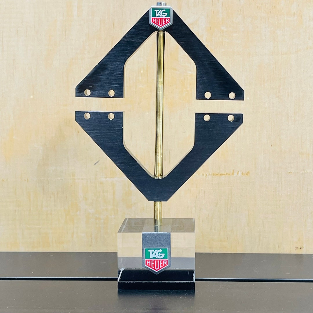 タグホイヤーウォッチスタンド il_1080xN.3816255946_ewm6.jpg