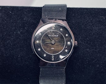 Skagen Denmark Watch Crystal Bezel Mother Pearl Dial Steel  display picture 1