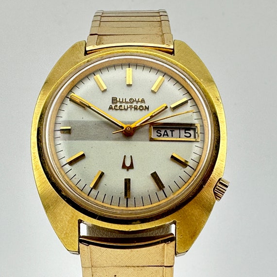 Vintage Bulova Accutron 10k Gold Men