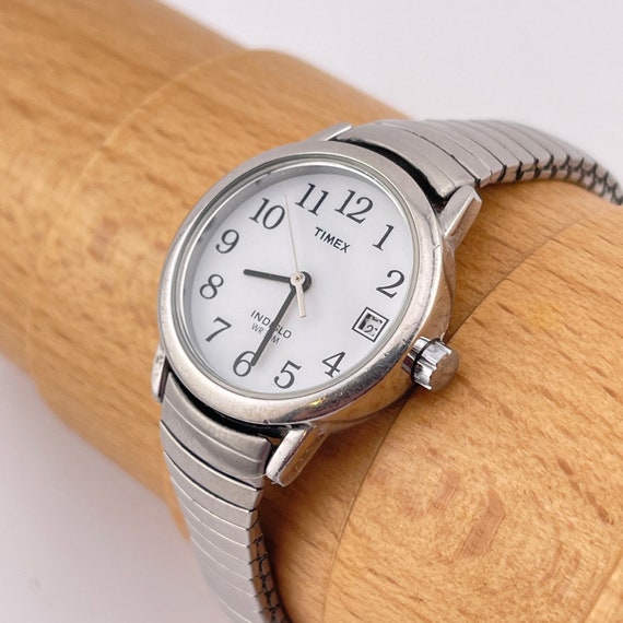 Timex Easy Reader Indiglo 25mm Bracelet Ladies Wa… - image 3