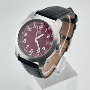 Victorinox Swiss Army Men&#39;s 38mm Delta Field Quartz Watch