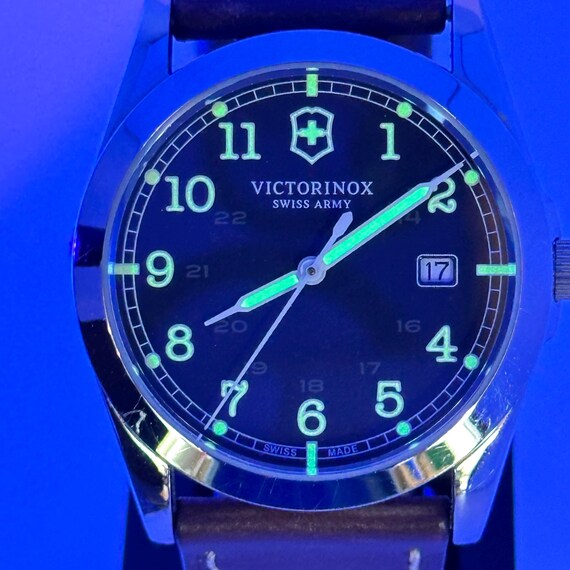 Victorinox 241563 hotsell