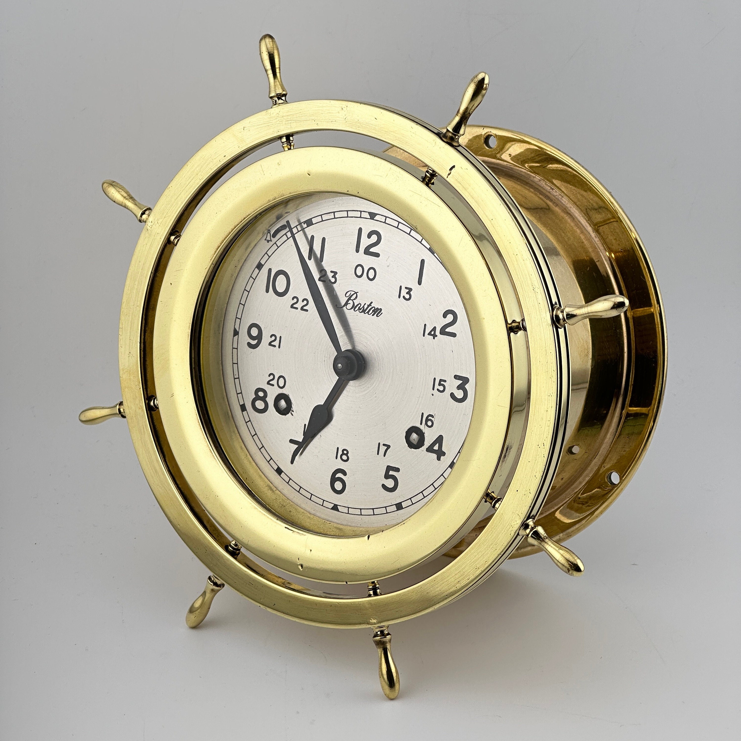 RARE Schatz Royal Mariner Ships Clock In Large Ship's Wheel. Clock Not  Working