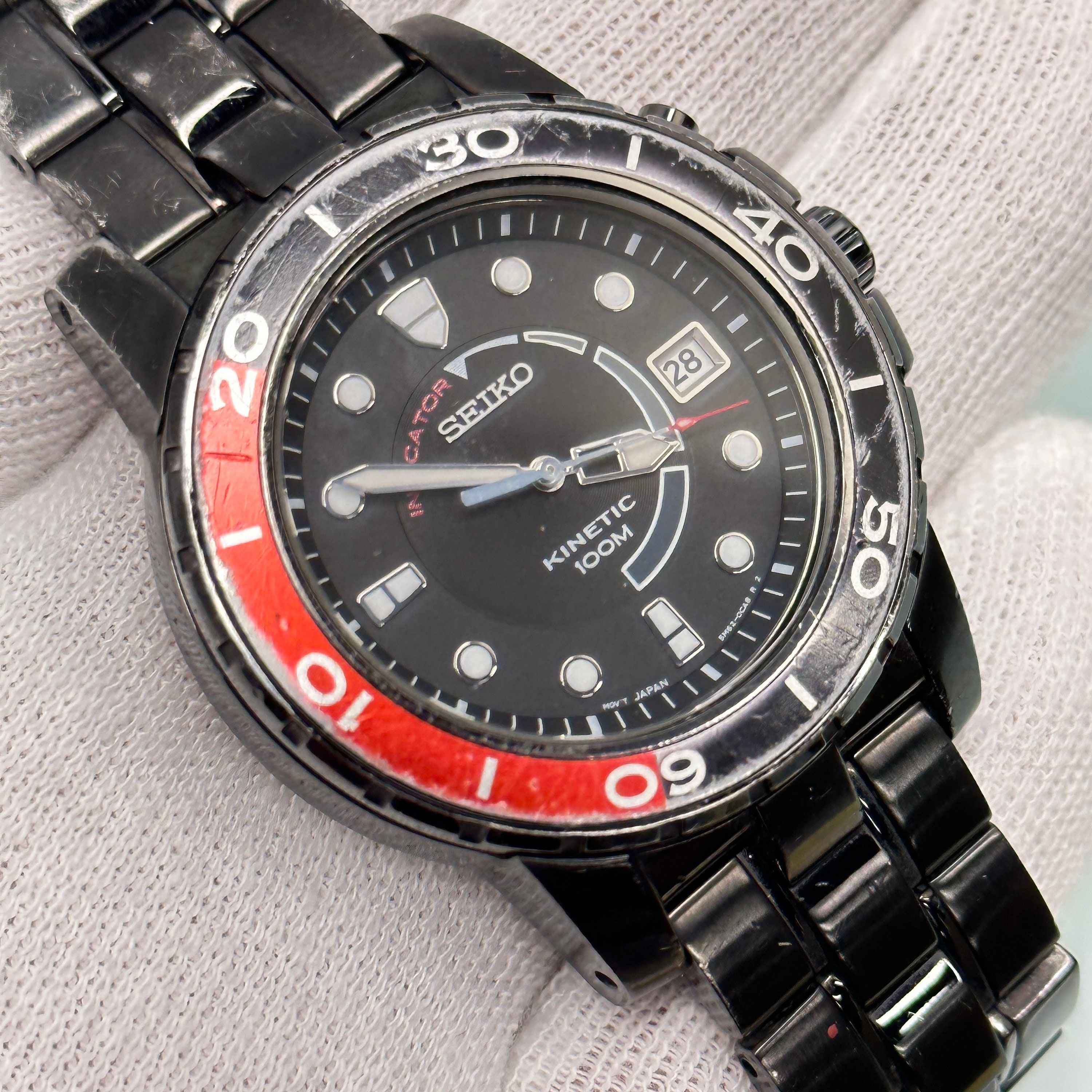 SEIKO Kinetic 腕時計 100m防水 黒/赤 il_fullxfull.4858947343_njqr.jpg