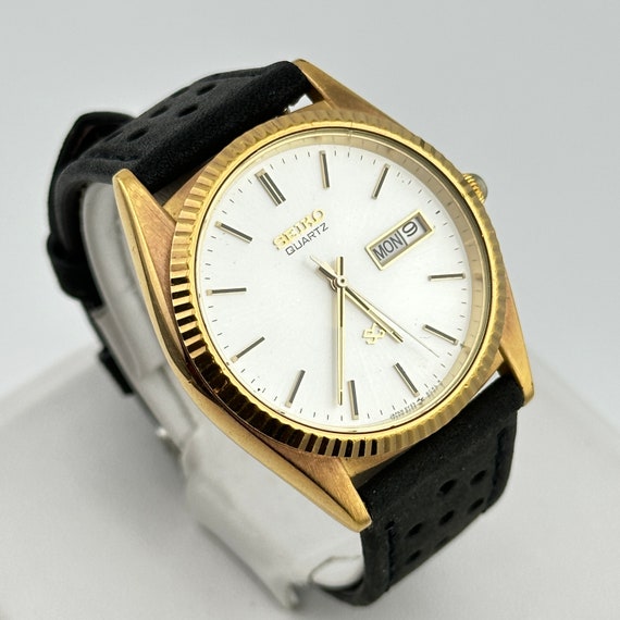 Seiko 5 quartz clearance watch