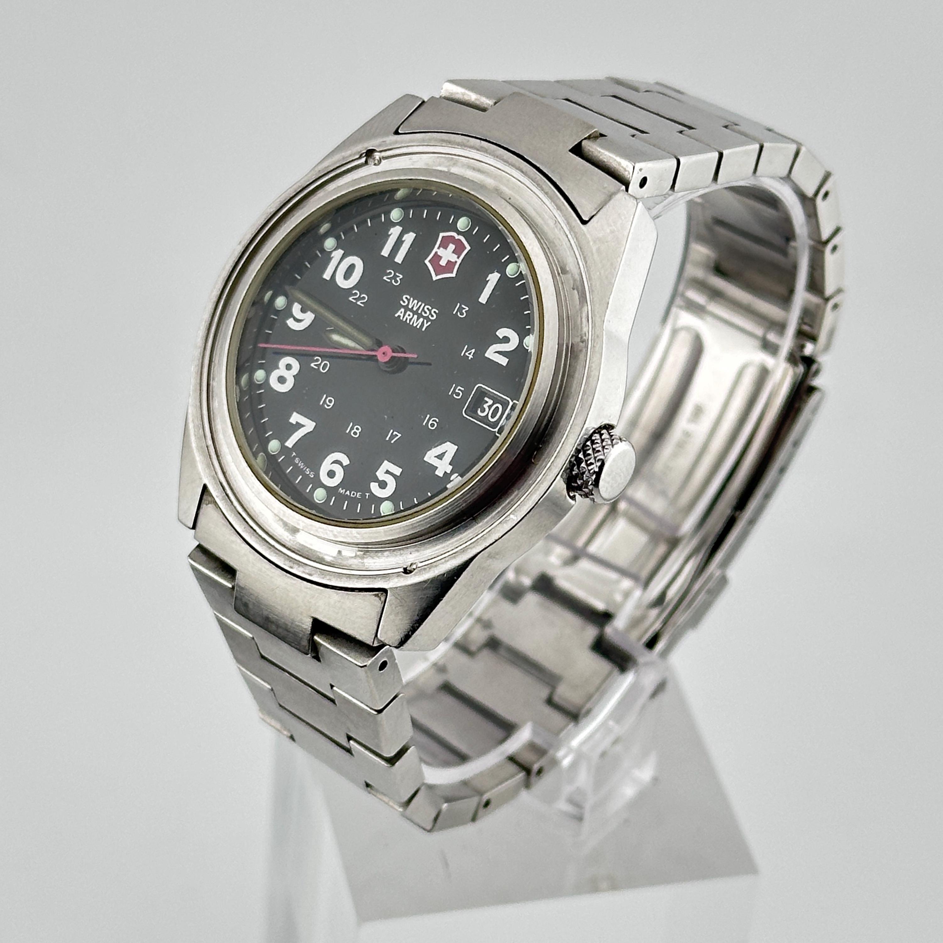 Rare Swiss Army Victorinox Lancer Men's 39mm Vintage Watch C.1998