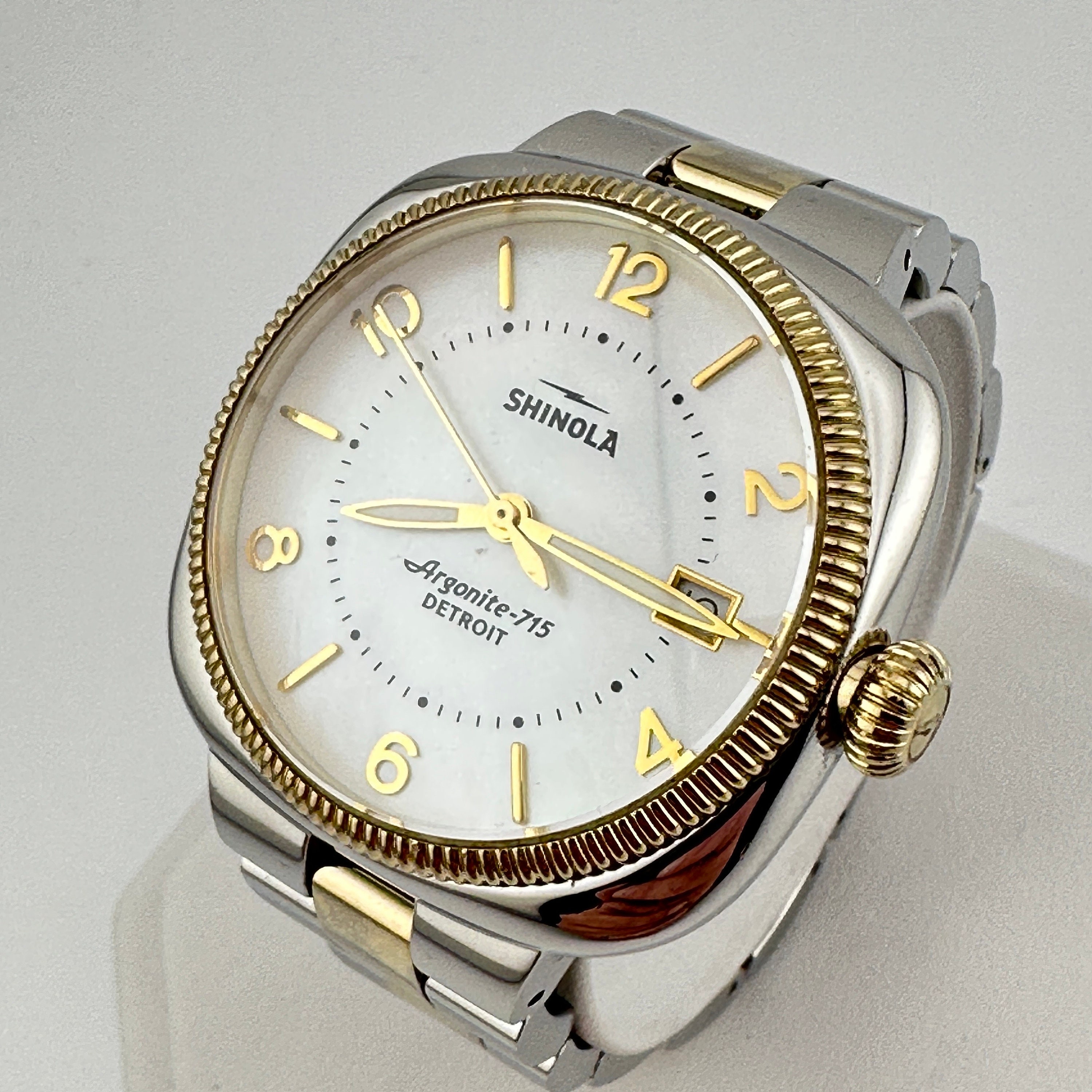 Shinola Gomelsky Gold & Stainless Steel Argonite 715 Watch Shinola Gomelsky Gold & Stainless Steel Argonite 715 Watch