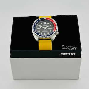 Seiko Prospex Diver&#39;s 200m Automatic 45mm Turtle Watch with Archer brand Silicone Strap
