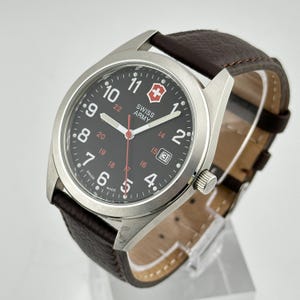 Victorinox Swiss Army Garrison Men&#39;s Delta Field 40mm Quartz Watch