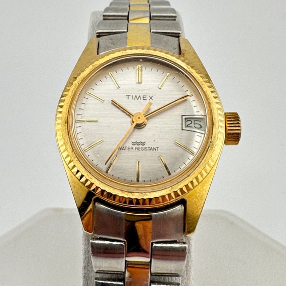 Vintage Timex Manual Wind 25mm Ladies Wristwatch
