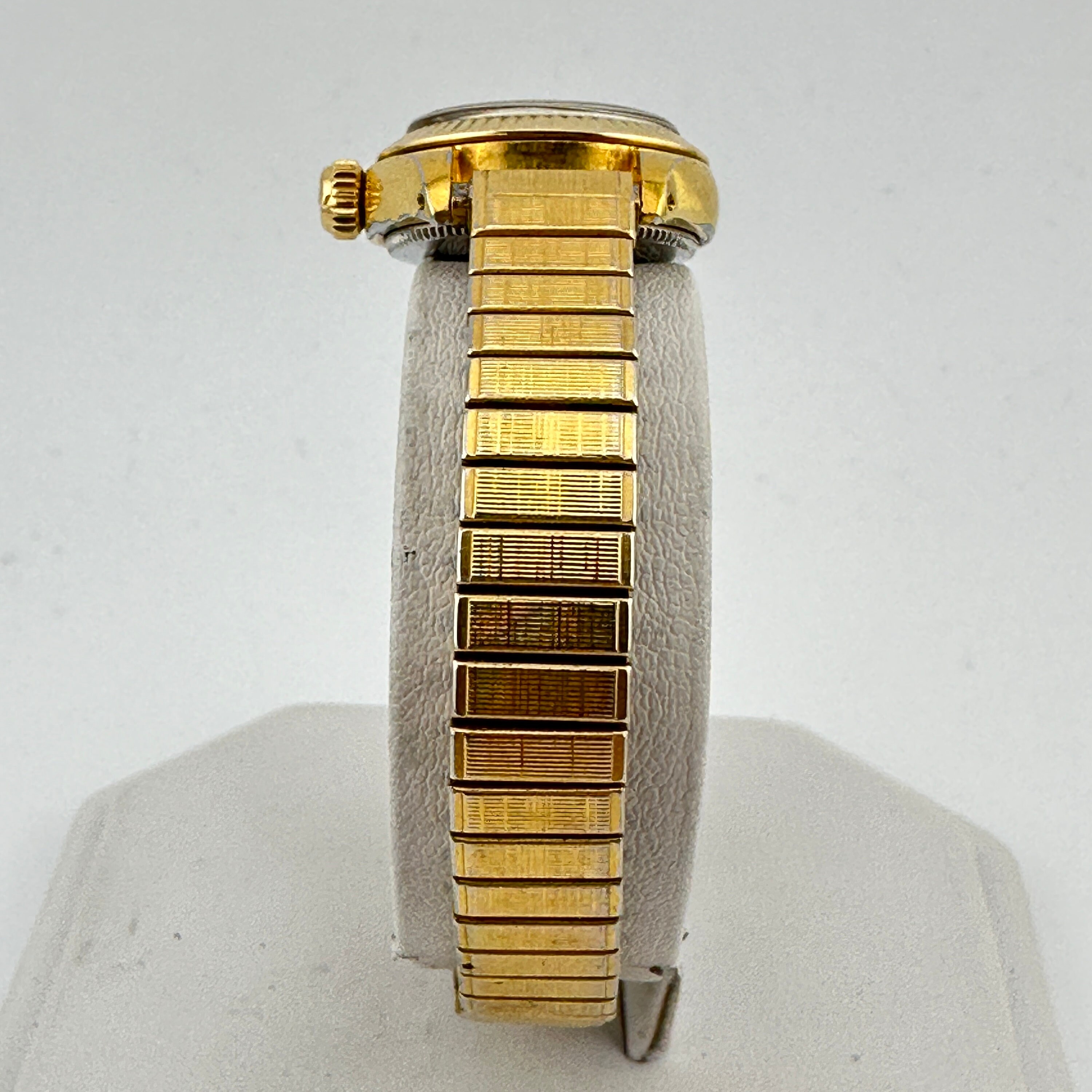 Vintage Tudor Princess Oysterdate Rotor Self Winding Ladies  display picture 2