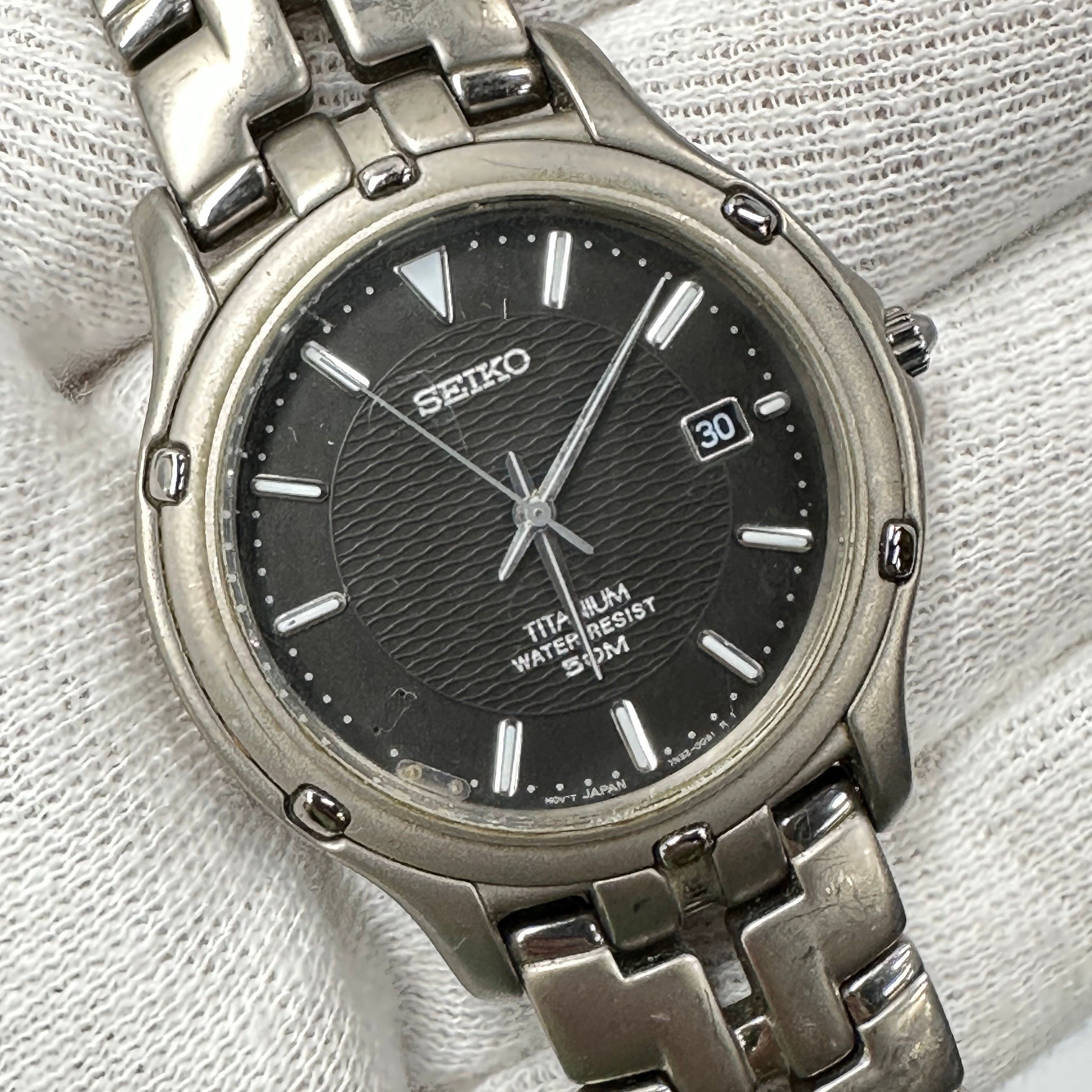 Le Grande Titanium Watch With Date - Etsy