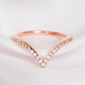 Alliance incurvée en moissanite empilable en forme de V, bague de fiançailles en argent sterling 925, bande de mariée minimaliste assortie