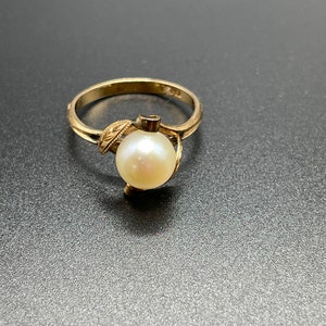 Vintage Estate Pearl Ring