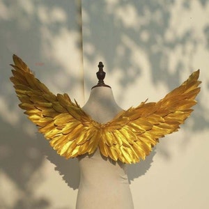 Gold wings, Giant wings, Angel wings cosplay, Cosplay wings, Halloween  party costume, Angel costume, Wings for photoshoot, Photo prop wings