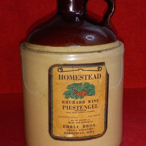 Ehrle Brothers Winery 4/5 Qt. Rhubarb Wine &quot;PIESTENGEL&quot; Jug 1971. (#JU8)