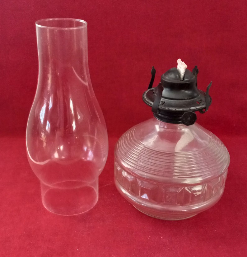 Vintage Kaadan Oil Table Lamp With Original Burner Etsy