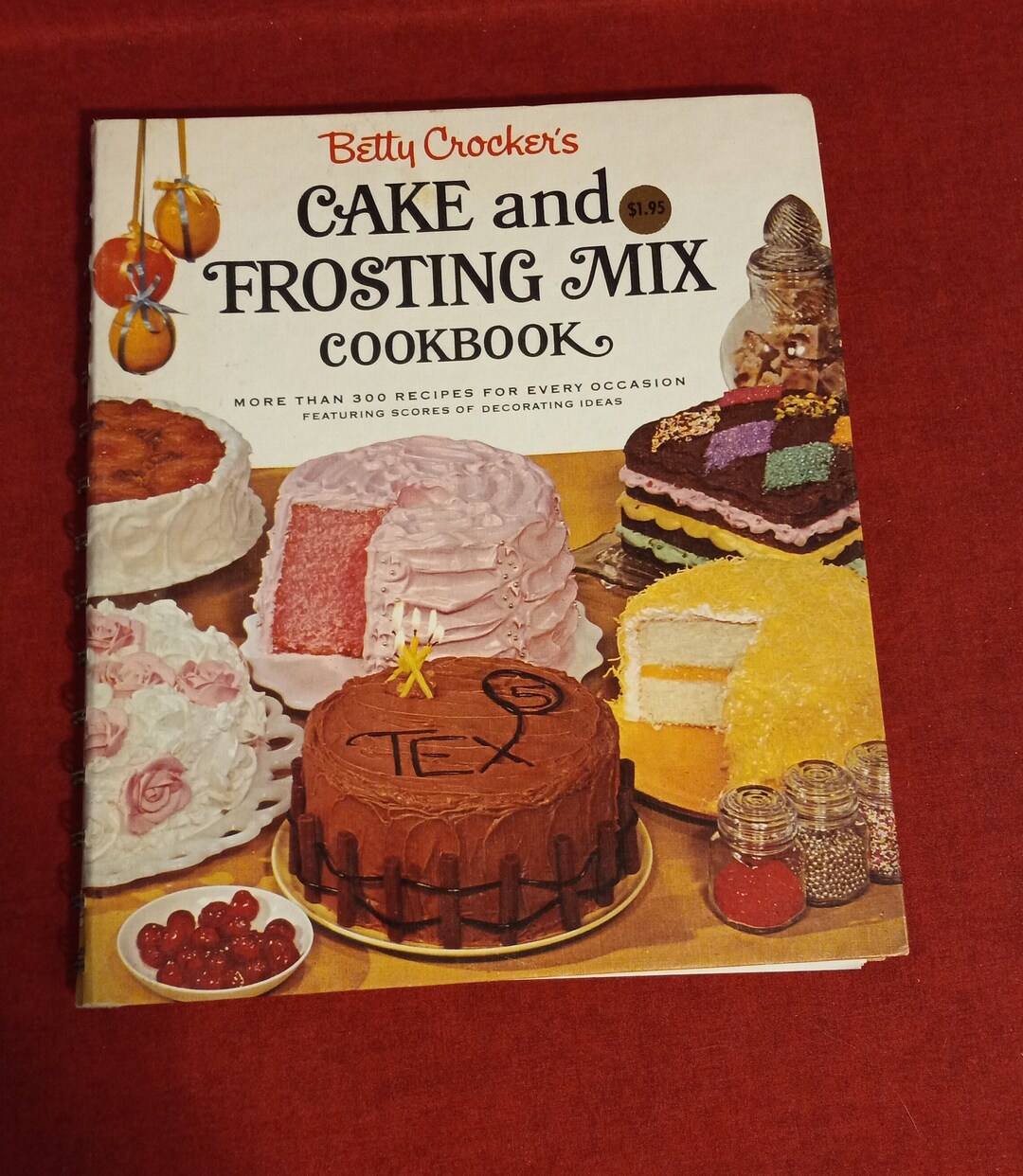 Vintage Betty Crockers Cake and Frosting Mix Cookbook , First Edition