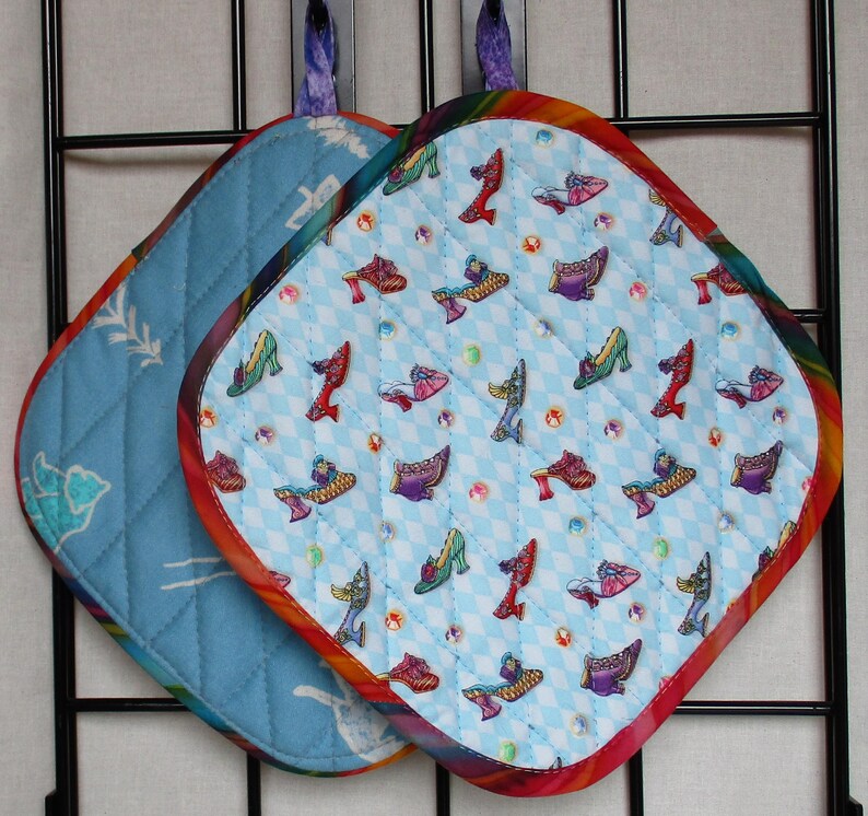 Fancy Shoes Pot Holders: Blue Multi Harlequin Quilted Homemade ...