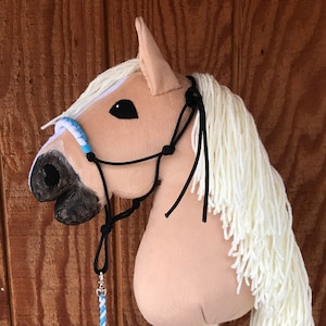 tack - Kht Vermillon  Hobby horse, Hobby horses, Horse crafts