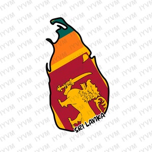 Op de afbeelding: Een omtrek van het eiland Sri Lanka met de Sri Lankaanse vlag erin. De vlag is rood, oranje, geel en groen met een leeuw die een zwaard in zijn poten vasthoudt.