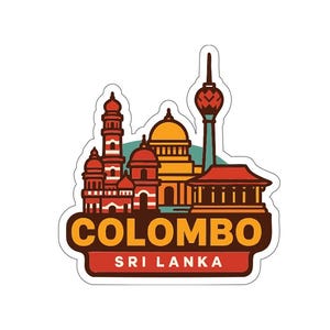 Puede incluir: Una pegatina con una colorida ilustración de Colombo, Sri Lanka, con edificios emblemáticos y una torre. El texto "COLOMBO" está en negrita, con "SRI LANKA" debajo, todo en una pancarta roja y marrón.
