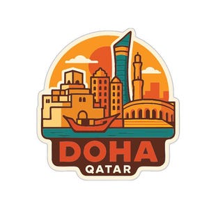 Puede incluir: Una pegatina con un paisaje urbano estilizado de Doha, Qatar, con edificios, un barco y una puesta de sol. La palabra "DOHA" se muestra en marrón, con "QATAR" debajo. El diseño utiliza tonos naranja, marrón y turquesa.