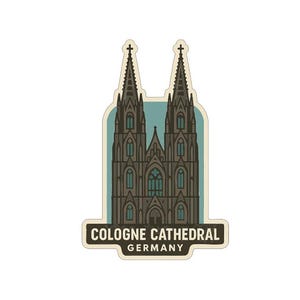 Op de afbeelding: Een rechthoekige sticker met de Dom van Keulen in Duitsland. De illustratie toont de dubbele torenspitsen en de gevel van de kathedraal in grijstinten en bruin, tegen een lichtblauwe achtergrond. De tekst "COLOGNE CATHEDRAL GERMANY" staat onderaan.