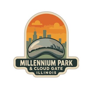 Puede incluir: Una pegatina con el horizonte de Chicago y la escultura Cloud Gate, también conocida como "The Bean", en el Millennium Park. El diseño incluye una puesta de sol naranja y amarilla, con el texto "Millennium Park & Cloud Gate Illinois."