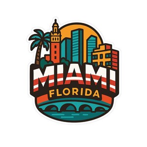 Peut inclure: Un autocollant coloré représentant Miami, Floride. Le design comprend un paysage urbain avec des gratte-ciel, un palmier et un pont sur l'eau. Le mot "MIAMI" est bien en évidence, ainsi que "FLORIDA". Le fond est un coucher de soleil.