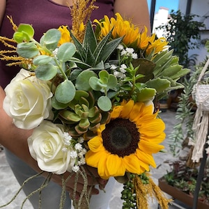Succulent & Sunflower Bouquet/ Wedding Bouquet/ Unique bouquet/ sola wood/ dried naturals / live succulents/ cascading bouquet / cascade