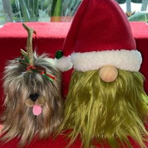 Grinch and His Dog Max Gnomes. Dr. Seuss Holiday Christmas