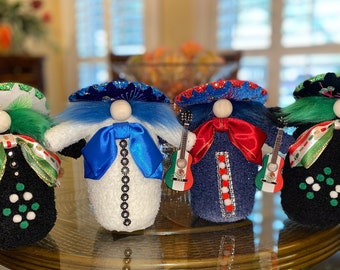 Gnomos de la banda de mariachi mexicano del Cinco de Mayo, decoración de fiesta hecha a mano