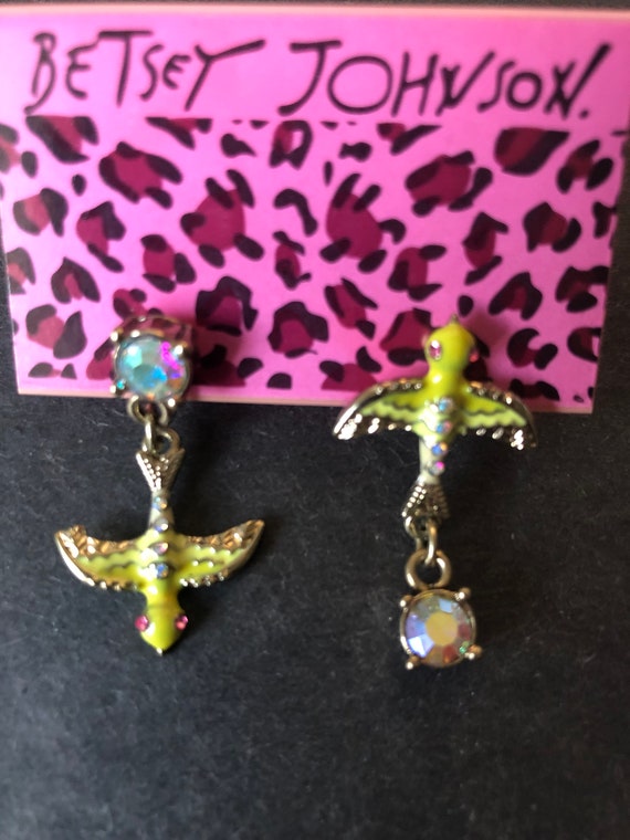 Enameled yellow swallow  rhinestone earrings Bets… - image 2