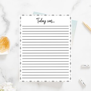 Puede incluir: Una página de diario con líneas imprimibles, con un borde decorativo y el texto "Today was..." en la parte superior.