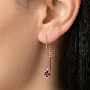 Boucles d'oreilles à enfiler avec pierre de naissance, boucles d'oreilles chaîne minimalistes en forme de larme, pierre de naissance personnalisée, cadeau pour elle, bijoux délicats