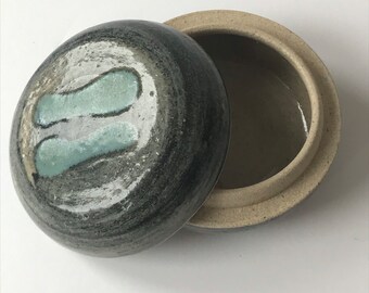 Vintage Kogo - Japanese Incense Container
