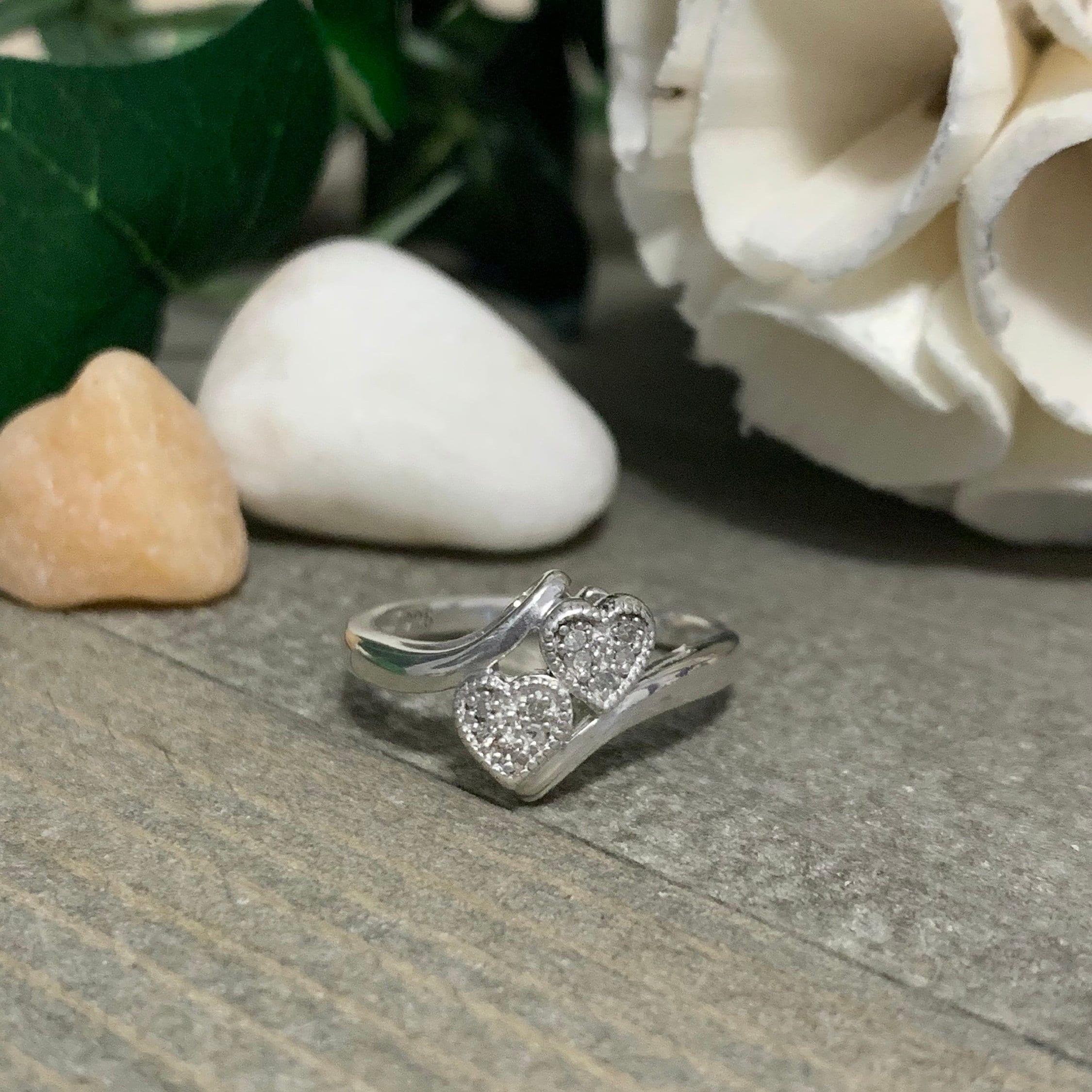 Sterling silver diamond heart ring discount