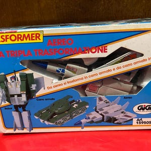 DIACLONE Transformers Takara Triple Transformation Plane G1