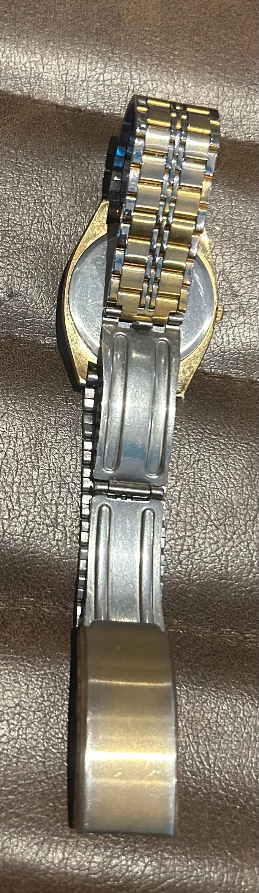 Vintage 1978 Seiko 7812-5109 R3 Gold Plated Stainless Steel Quartz