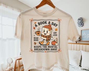 Fall Book Shirt, Cozy Season Shirt, Books Lover Fall Gift, Womens Pumpkin Season Shirt, Cute Pumpkin Shirt, Autumn Leaf Shirt, Boxy Crop Top