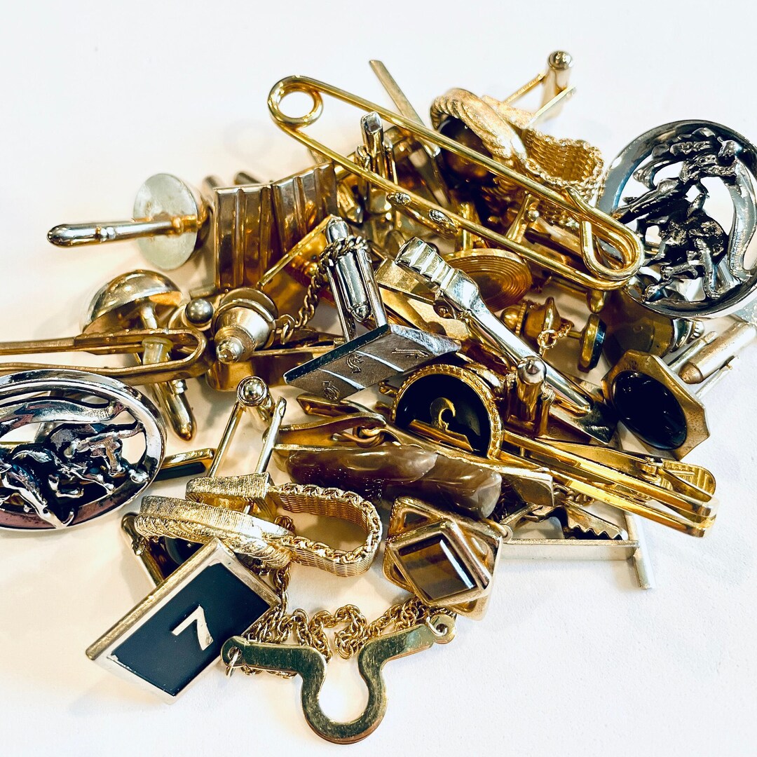 mens tie clip and cufflinks