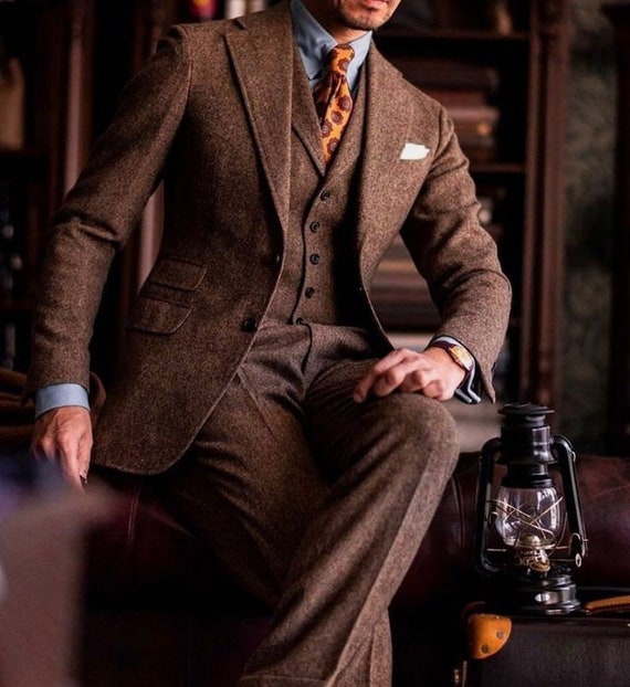 Smart suits shop for weddings