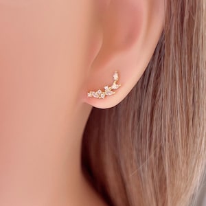 Sterling Silver Flower Stud Earrings,CZ Stud Earrings,Gold Earrings,Tiny Minimalist Earring,Cartilage Earrings,Helix Studs,Gift for Her