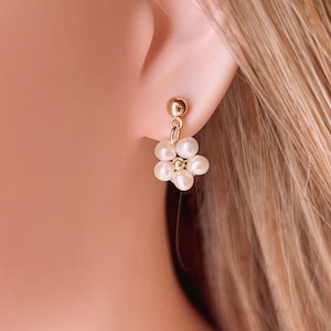 Flower Pearl Drop Earrings,Danity Pearl Eearrings,Freshwater Pearl Earrings,Pearl Wedding Earrings, CZ Bridal Earrings,Bridesmaid Gift
